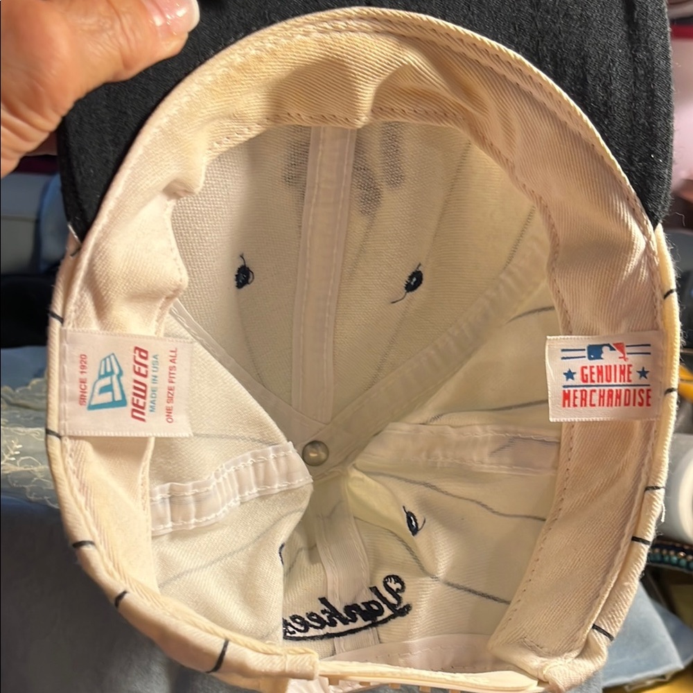 NWOT 🦀Genuine New York Yankees Pinstripe Ball Cap - Picture 5 of 5